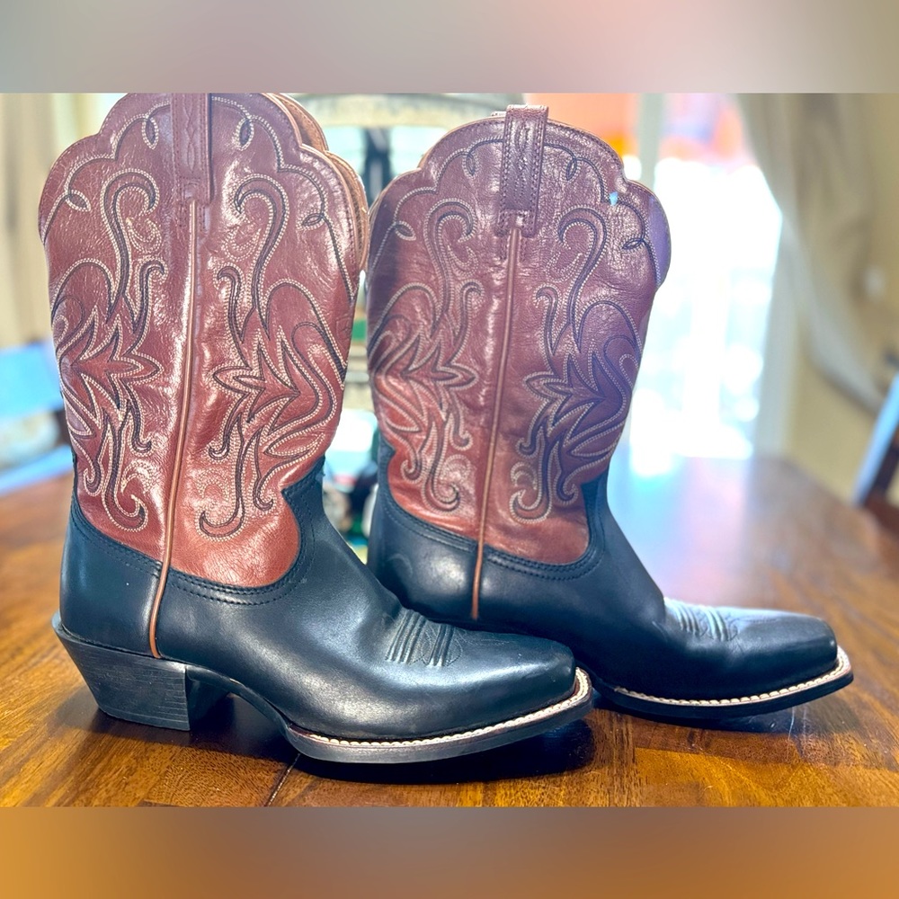 Women’s Ariat Boots. Great condition! 7.5